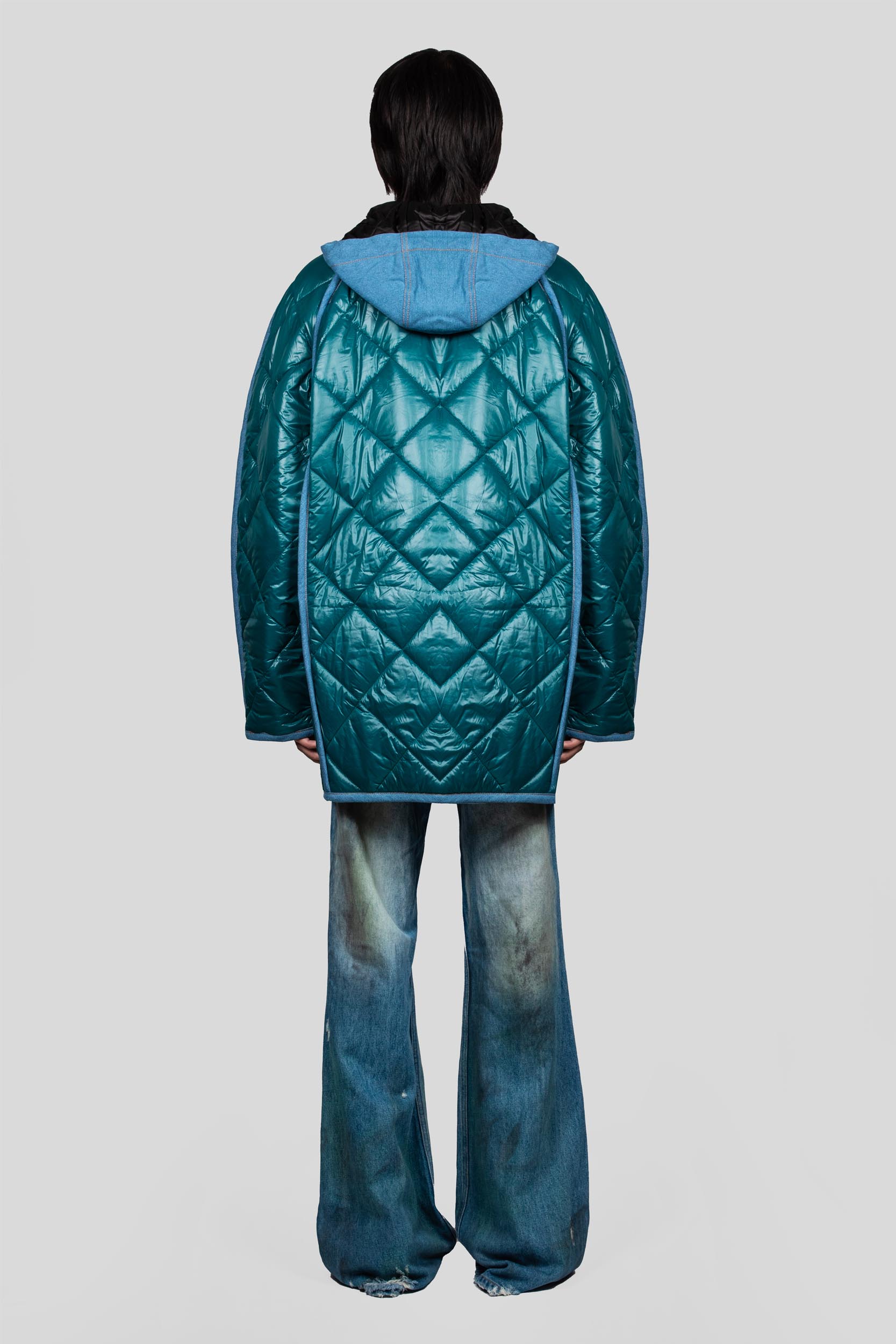 OVERSIZED HOODED SHIRT