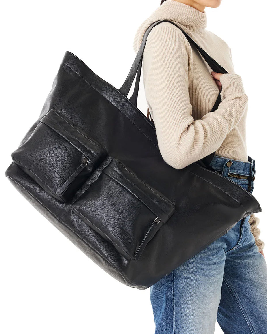 EGON TOTE L