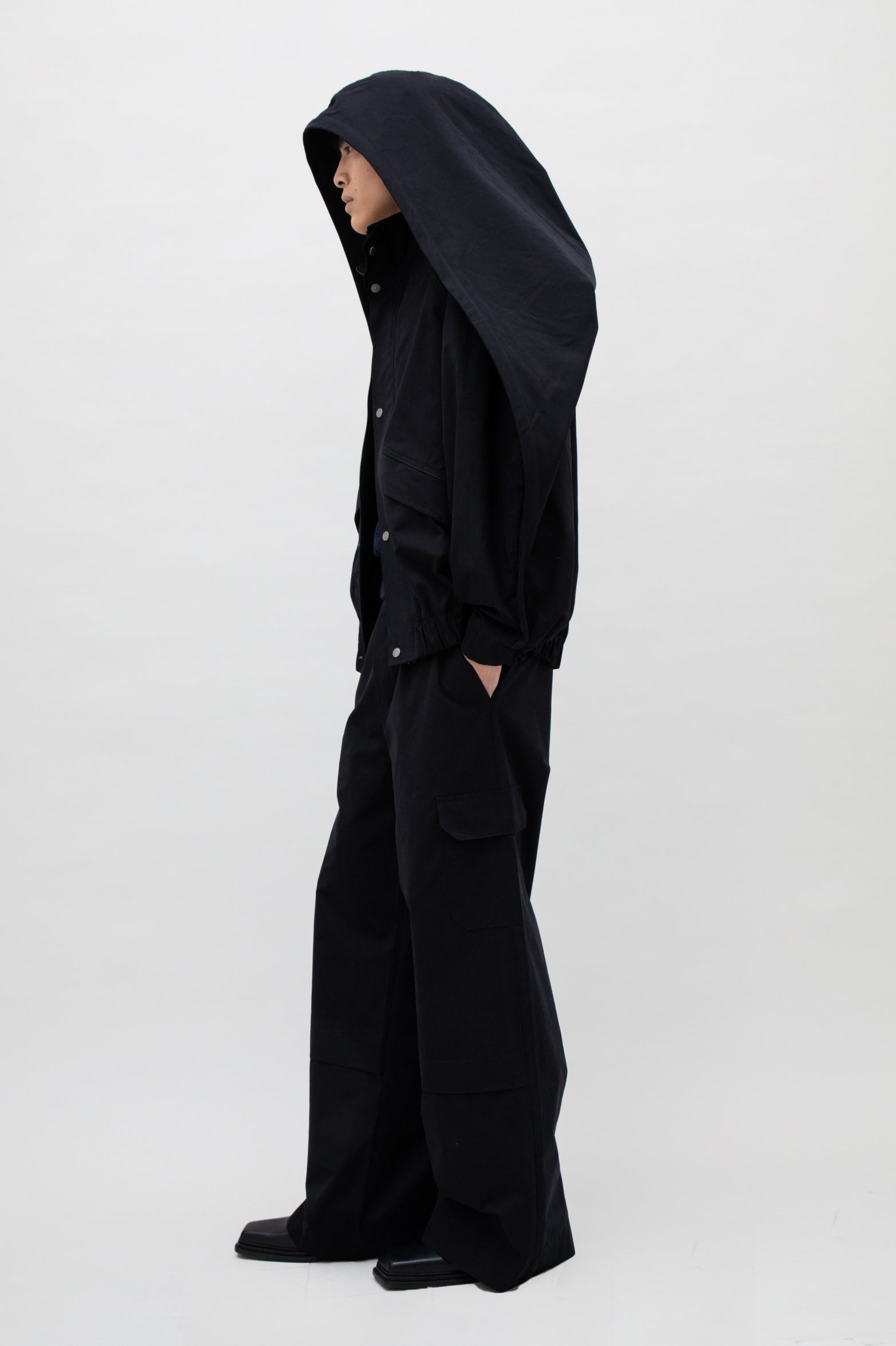 BACK FOLD TRACK JACKET