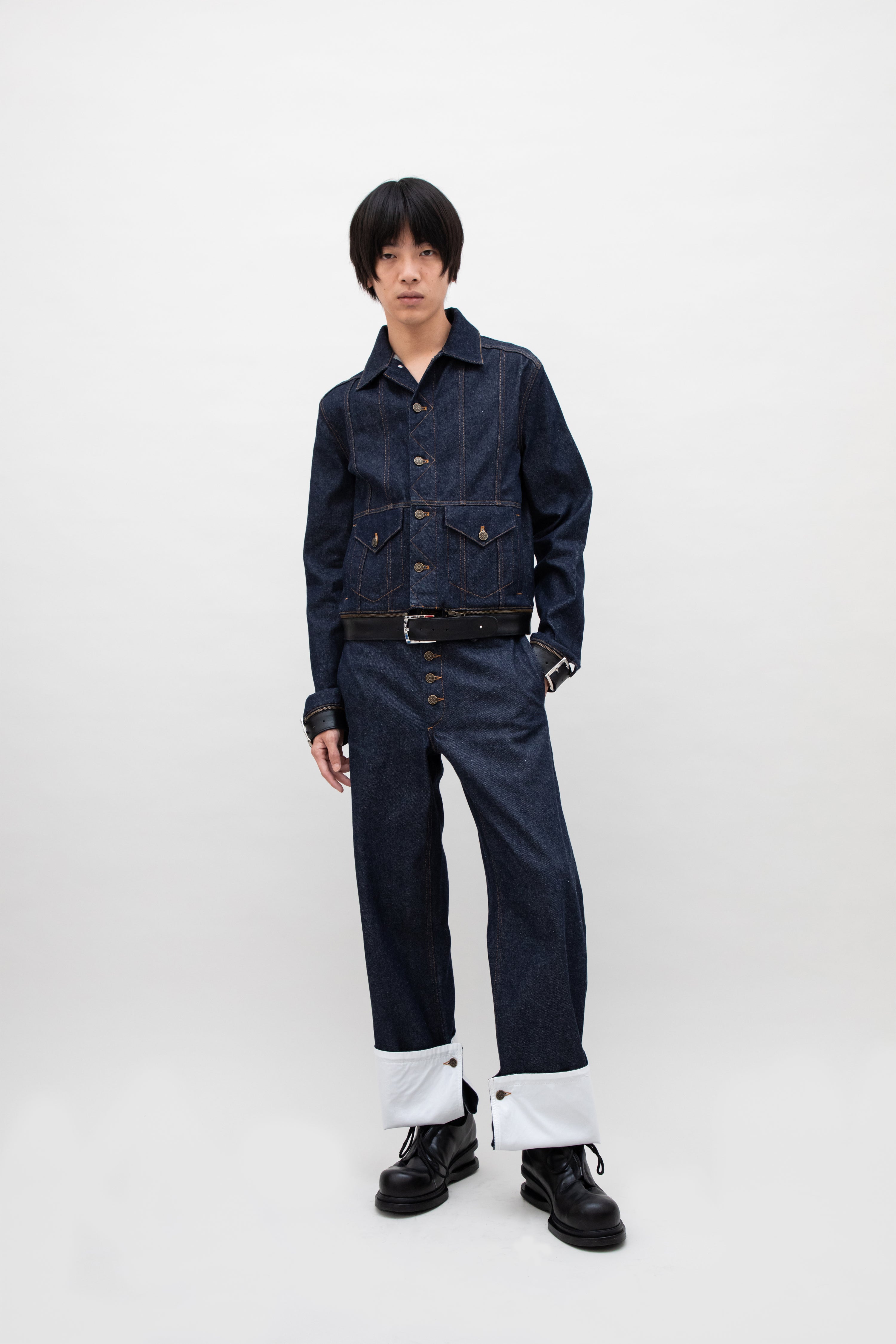 LEATHER STRAP DENIM JACKET