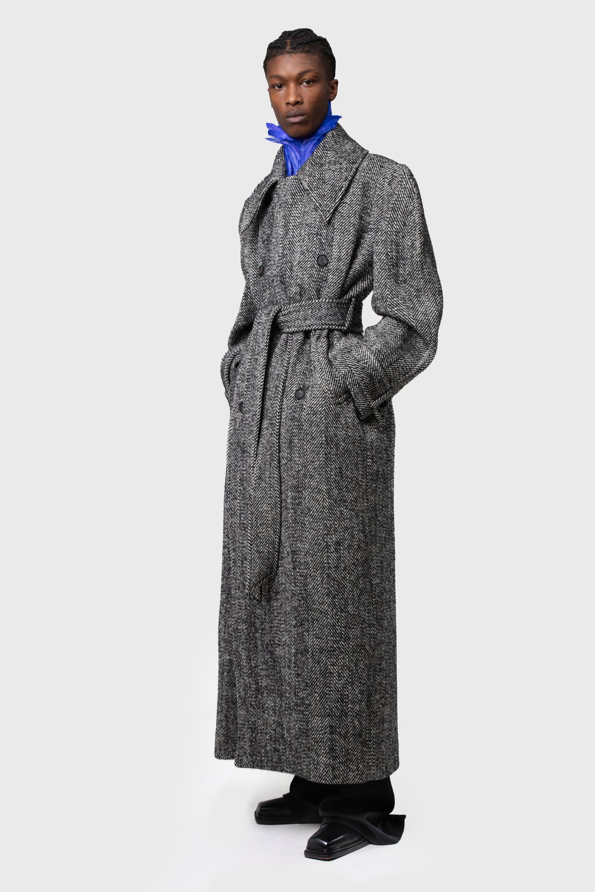 STRUCTURED RAGLAN COAT