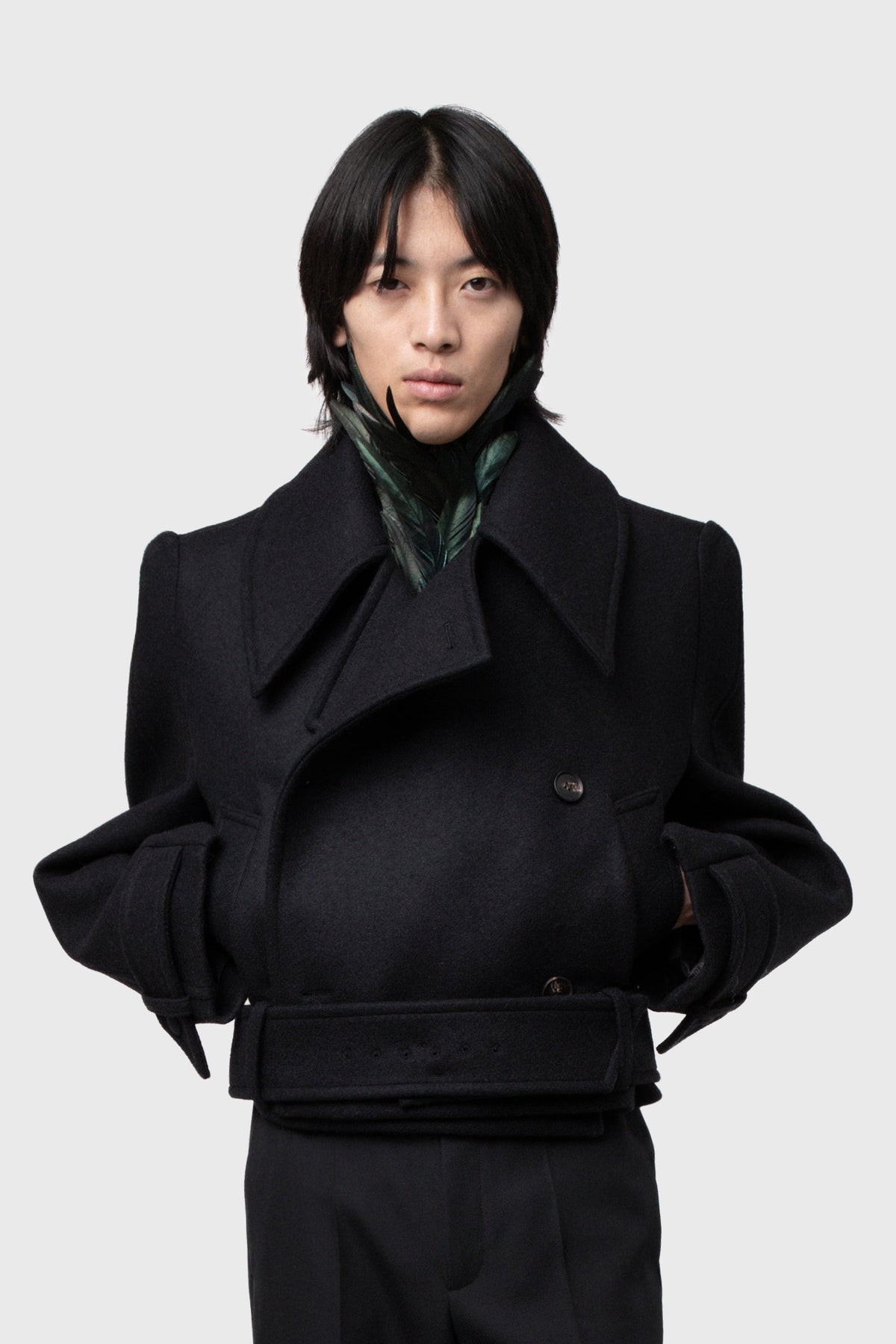 TAILORED RAGLAN CROP COAT