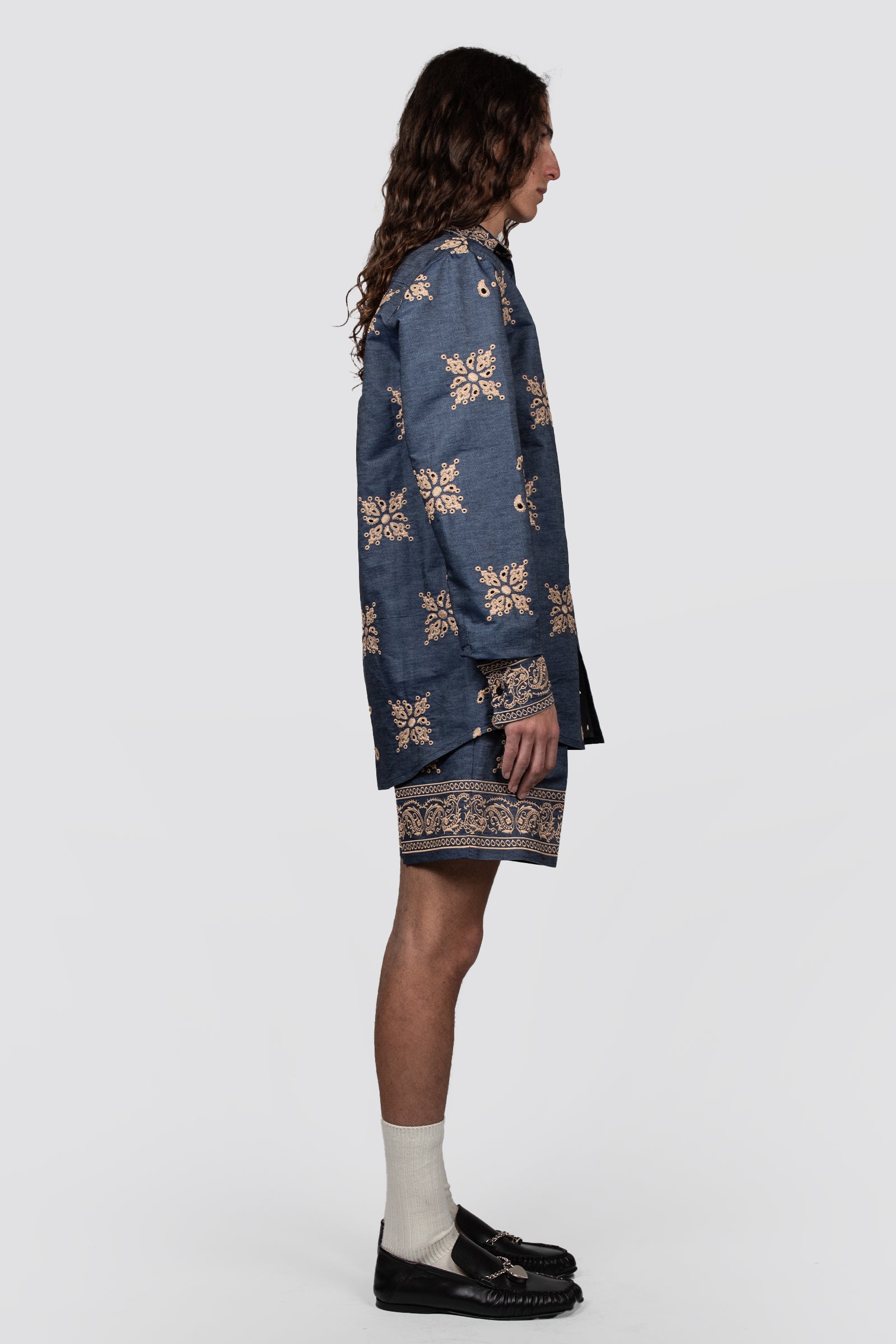 LONGSLEEVE SHIRT